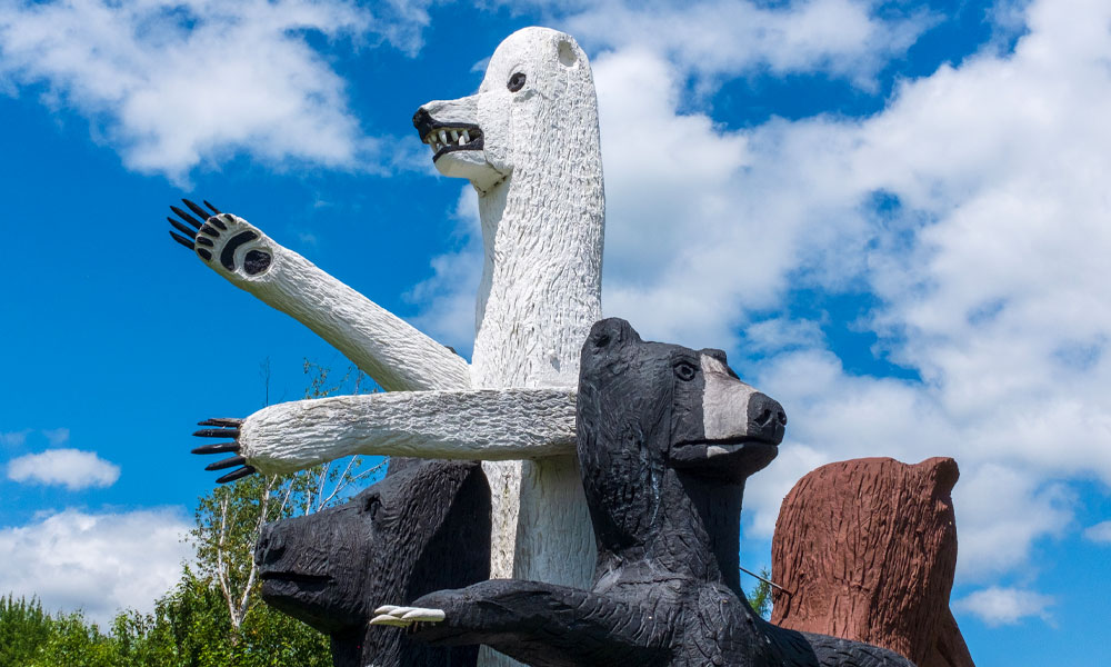 Four bears sculpture, Langlais Art Preserve, Cushing, Maine