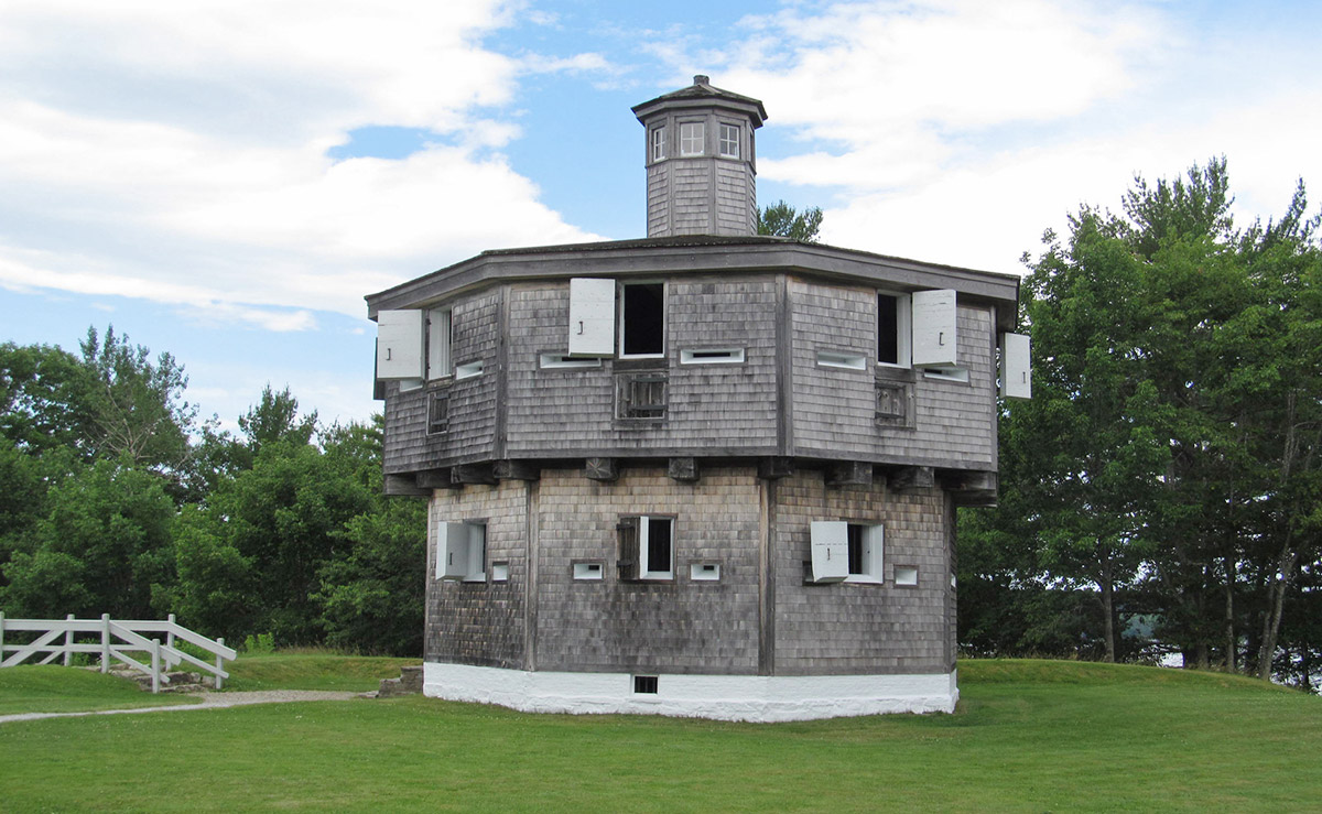 “Fort Edgecomb, Edgecomb, Maine,” by Doug Kerr, CC BY-SA 2.0